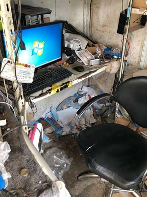 電腦壞了好多師傅都說沒法修，卻意外在最臟的維修店修好了